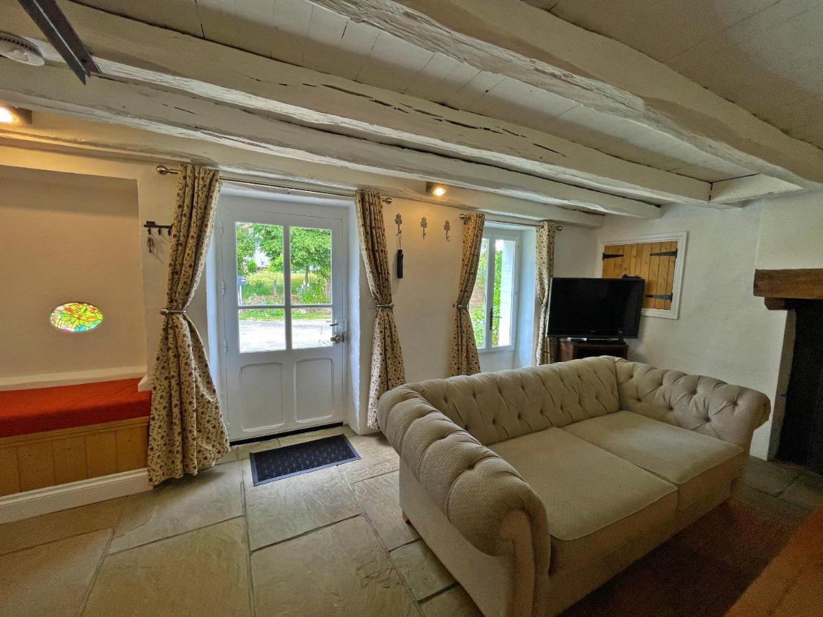 Champs Chevrier Villa Mezieres-sur-Issoire Eksteriør bilde